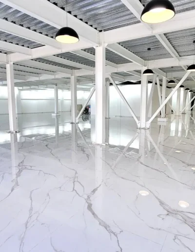 Espacio Grande Oficinas Lado Banos 3